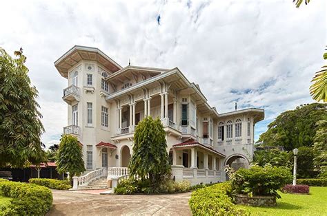 lizares mansion bacolod|THE DON SIMPLICIO LIZARES .